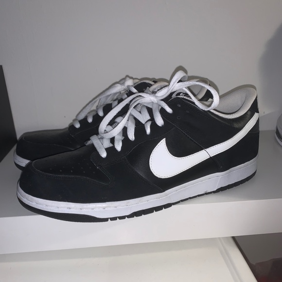 Nike Dunk Black/White - Picture 1 of 3
